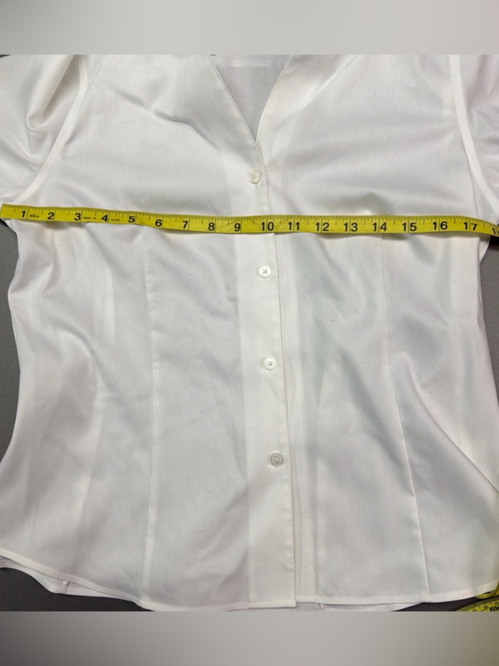 Anne Klein White Classics Button Down Shirt Women’s Medium - Picture 8 of 10